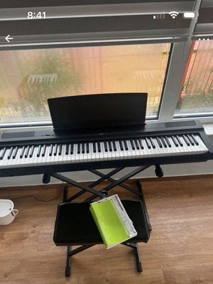 Yamaha Digital Piano P-125 καινούργιο με σκαμπό, βάση και οδηγό
