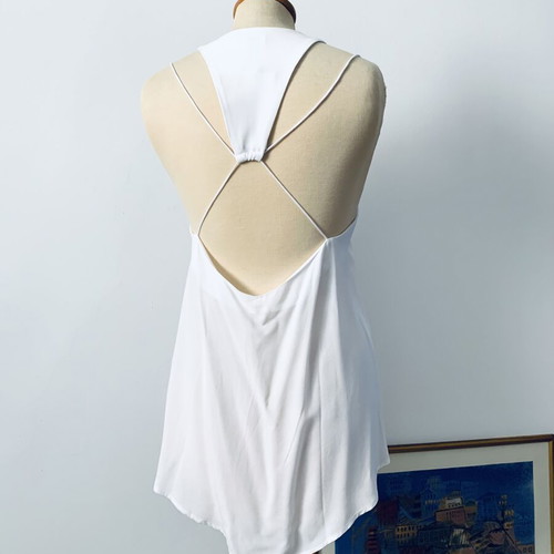 Asymmetric Top The Line Project white, new, size S