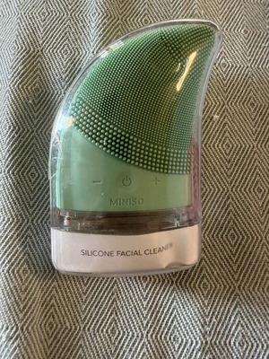 Miniso silicone electric facial cleansing brush