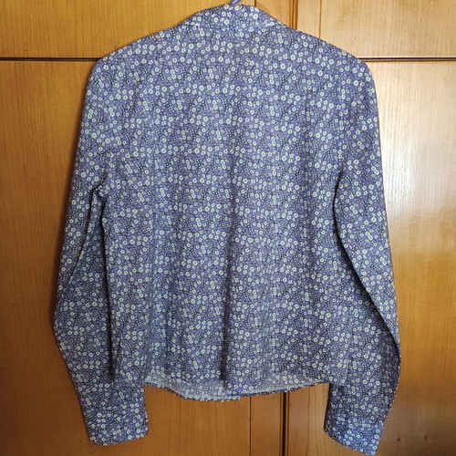 Benetton floral shirt XXS like new, blue cotton