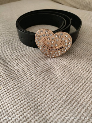 Juicy Couture black vegan leather belt with heart buckle like new