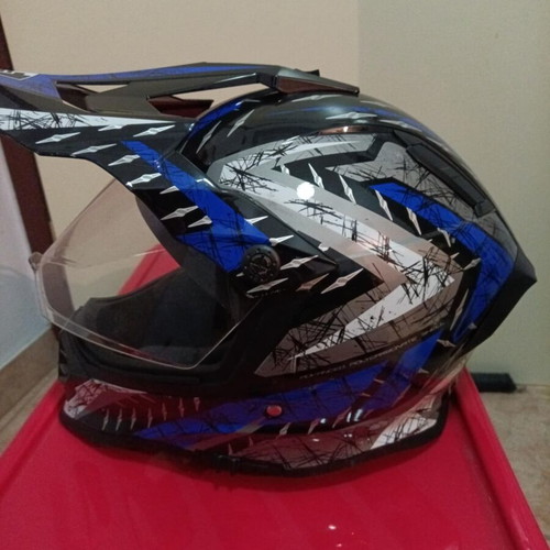 On Off and Enduro Motorcycle Helmet like new, size L