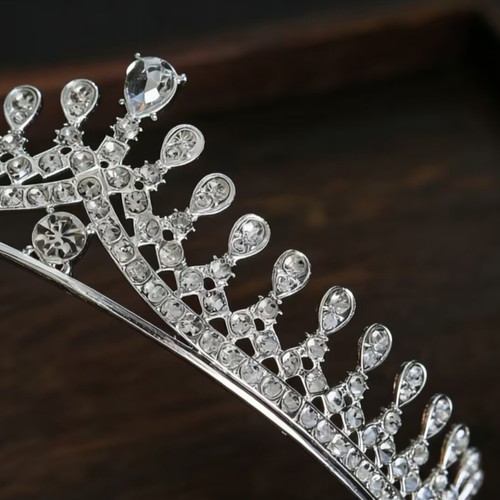 Bridal tiara with crystal silver rhinestones unused