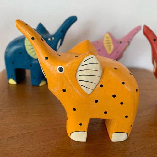 Handmade Wooden Elephant Figurines Pack of 4, New