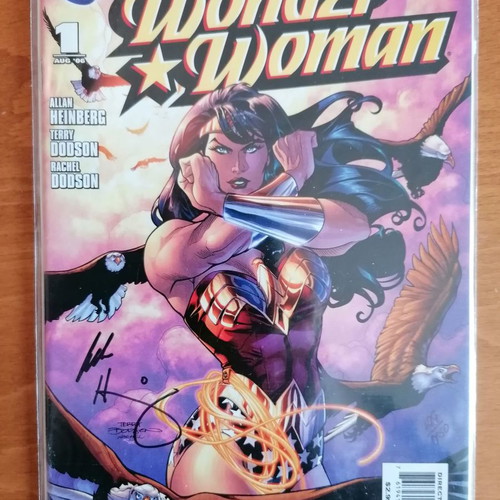 Wonder Woman vol.3 (2006-2010) #1 signed by Allan Heinberg like new