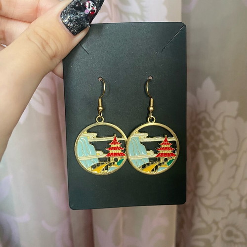 Earrings with Japanese design gold tone, new, steel hooks