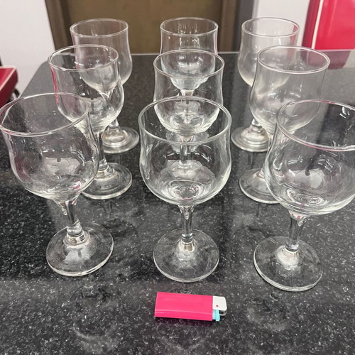 Wine glasses set of 9 like new without damage