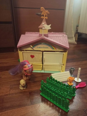 My Little Pony vintage stable house El Greco used