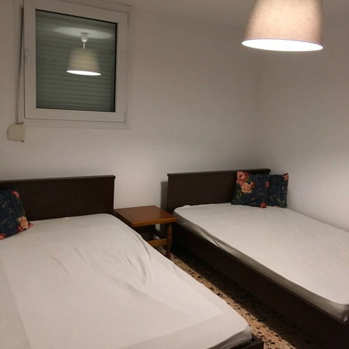Bed with mattress 120 x 200 cm, like new, set of 2, brown