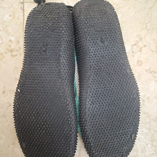 Women's water shoes like new