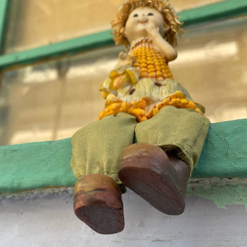 Vintage decorative corn boy like new