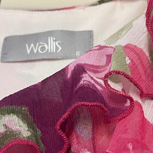 Wallis floral midi dress size small-medium like new, purple and pink