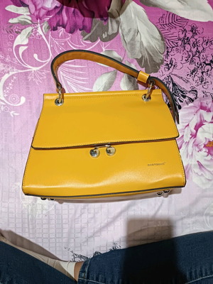 Τσάντα χειρός BagtoBag κίτρινη μεταχειρισμένη με αποσπώμενο λουράκι
