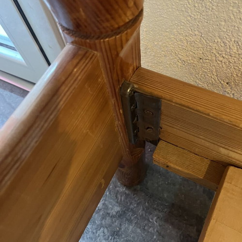 Single bed frame in Swedish wood 1x2 meters