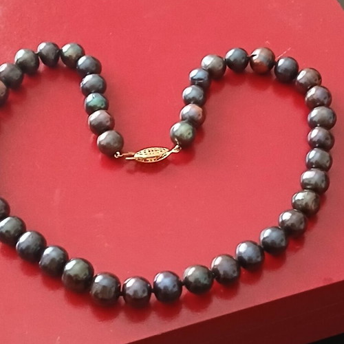 Necklace with natural black pearls 1 mm, gold-plated clasp, new