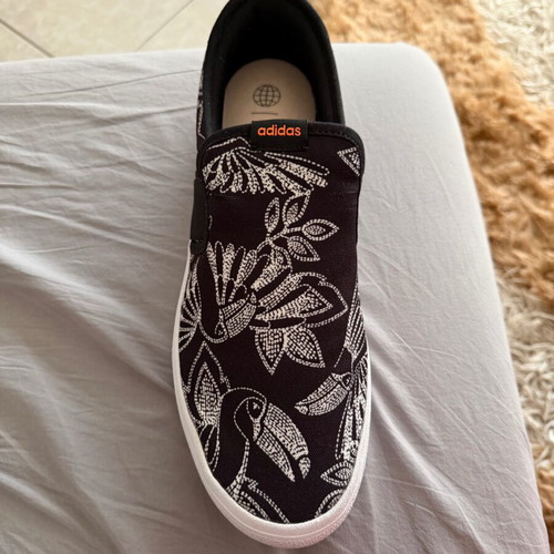 Adidas slip on shoes new, size 46, black and white