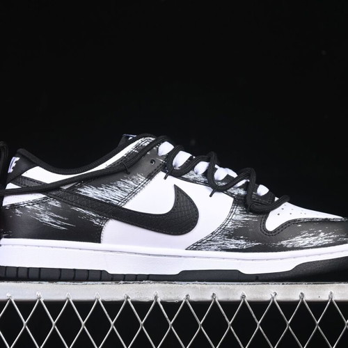 Nike SB Dunk Low Punk Style new black and white handmade sneakers
