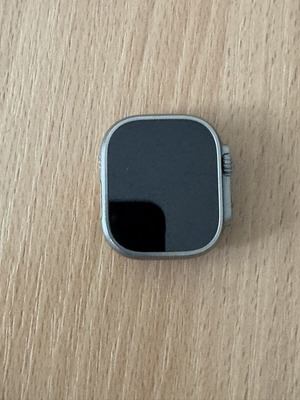 Apple Watch Ultra 1 έξυπνο ρολόι από τιτάνιο, 49 mm LTE