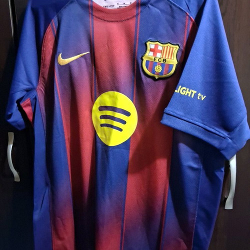 Barcelona Gamal jersey like new, size Large