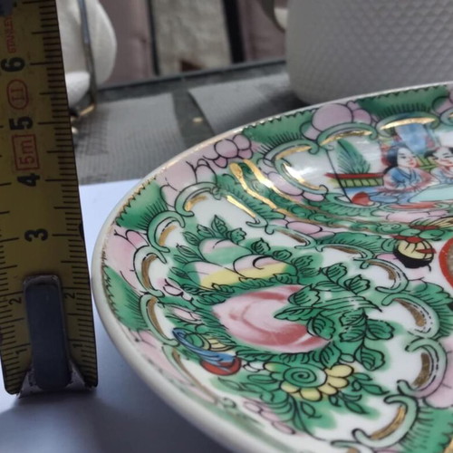 Rose Medallion decorative plate used, Chinese porcelain