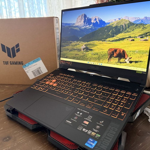 Asus TUF Gaming F15 FX507ZI like new with i7-12700H, 16GB, 2TB SSD, RTX 4070, Windows 11