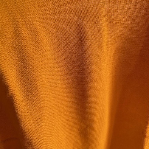 Mustard knitted sweater like new, size M, yellow and orange