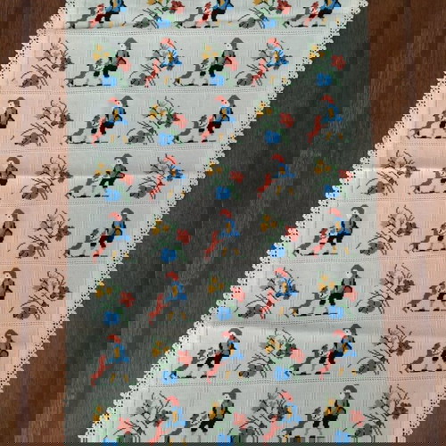 Σετ 2 κεντημένα καρέ σταυροβελονιάς με χειροποίητη πλεκτή δαντέλα, καινούργια