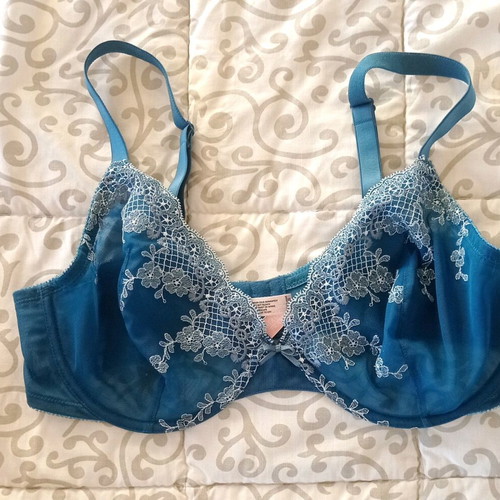 Victoria's Secret petrol bra 38D used with embroidery