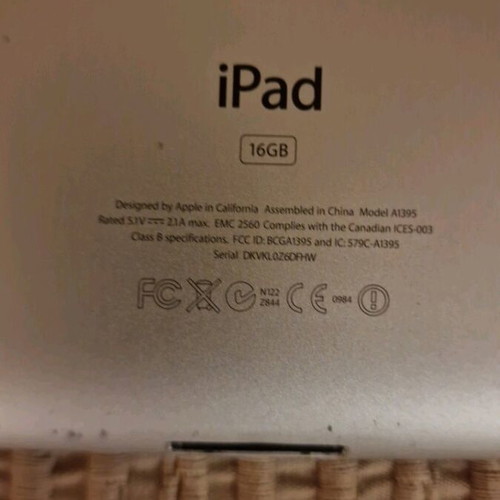 iPad 16Gb used with broken screen