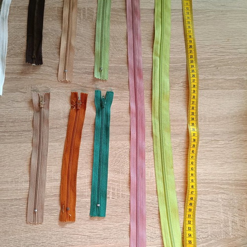 Zippers new, pack of 9 various colors and lengths