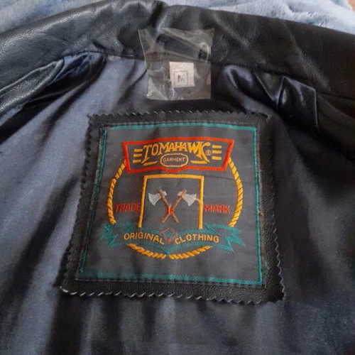 Tomahawk leather women's jacket like new, missing one button