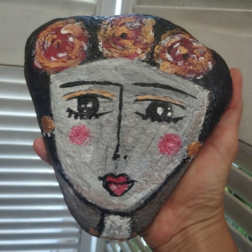 Frida painted stones set of 2 used