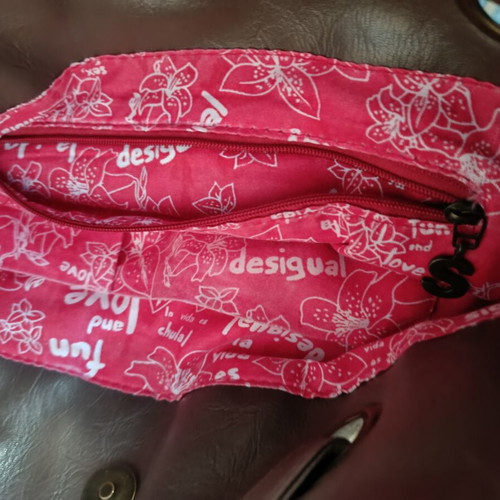 Desigual shoulder bag like new, multicolor