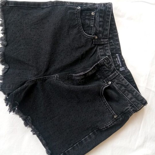 Stradivarius black denim shorts with rhinestones like new, size 42