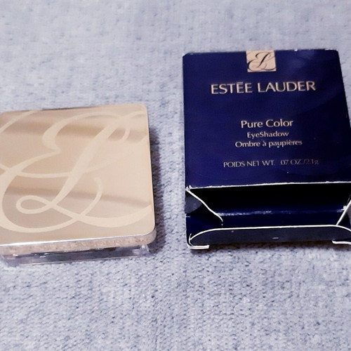 Eye shadow Este Lauder metallic new