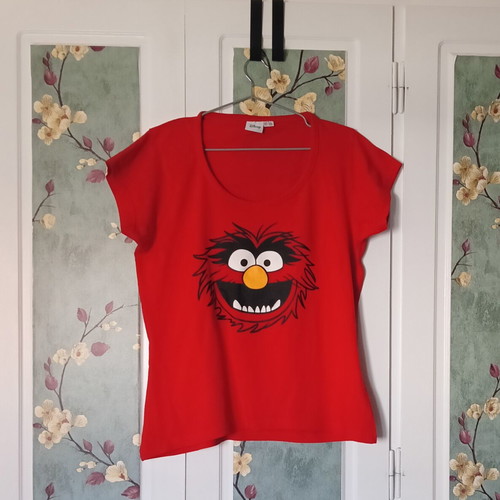 Disney Muppets Animal red women's t-shirt like new, size L