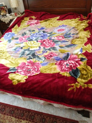 Κουβέρτα Ισπανίας διπλής όψης καινούργια υπερδιπλή 210x240εκ.