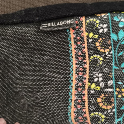 Billabong large cotton beach bag used with floral design and rope handles