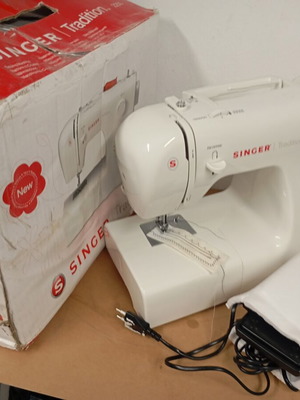 Singer sewing machine