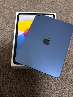 iPad 11" (A16) 2025 128GB Blue like new