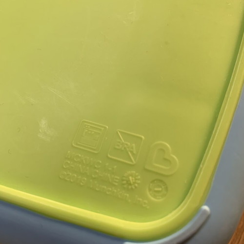 Munchkin Lunch Box green/blue like new with compartments