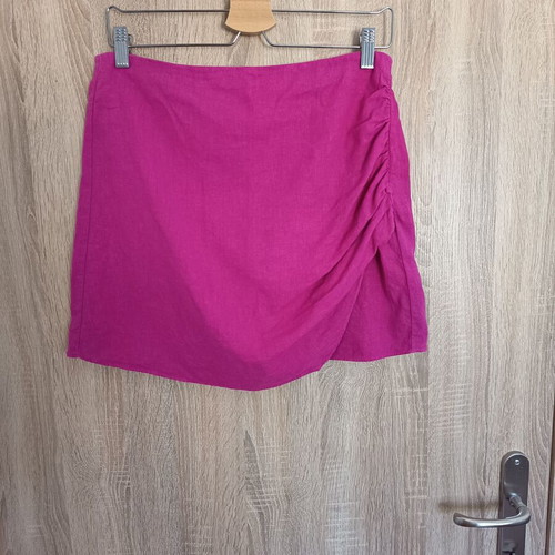 Zara linen mini skirt, size M-L, fuchsia