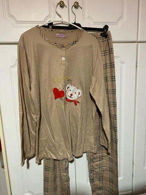 Set pajamas beige-ecru with teddy bear used, size M-L