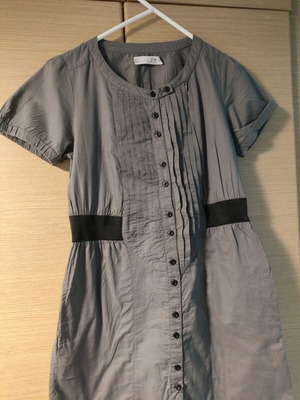Zara grey dress used, short with mao collar and elastic waist