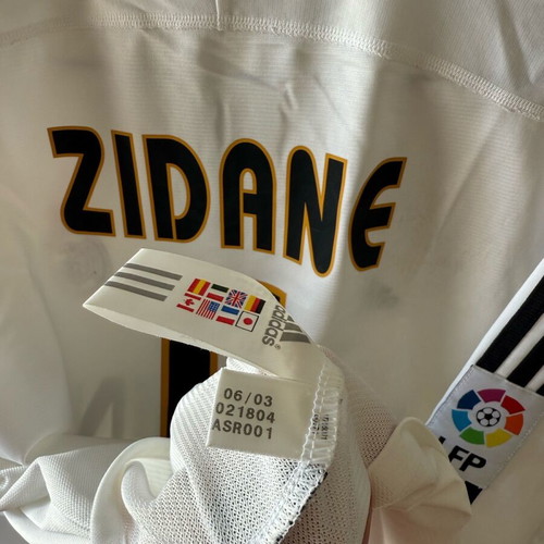 Real Madrid Zidane Jersey like new, authentic, Medium