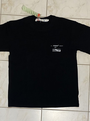 Off White black T-shirt size M