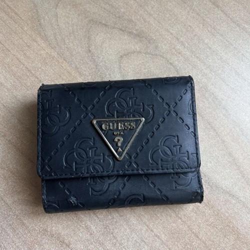 Guess wallet, black