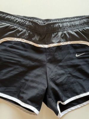 Nike women's running shorts dri fit size XS like new, black and grey