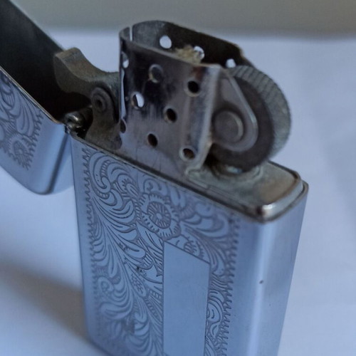 Zippo Venetian Slim lighter vintage 1989, used