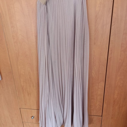 BCBGMAXAZRIA clothing set with pleated maxi skirt and matching top, like new, size small